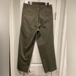 L.L. Bean Mens Size 32x29 Olive Green Comfort Waist Pleated Front Chino Pants Photo 5