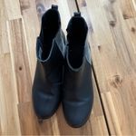 Sorel  Joan of Arctic Wedge II Chelsea Boots Black Size 5 Photo 1
