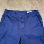 Gap  Women’s Downtown Khaki Pants Navy Blue Size 6 Cropped Classic‎ Chino Photo 1