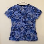 Med Couture MC2 Women’s Scrub Top Size XS Blue Photo 4