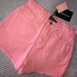 Pretty Little Thing Pink shorts Photo 0