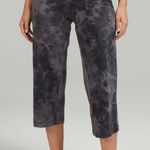 Lululemon  Align High-Rise Wide Leg Crop 23"
Diamond Dye Graphite Grey size 12 Photo 0