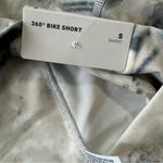 Soma WKND 360 Bike Shorts NWT size Small in Cloud Texture Optic White Photo 7
