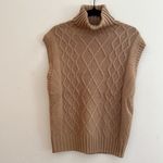 VICI  | Cassandra Cable Knit Sweater Vest Photo 4