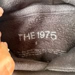 The 1975 Rock Band Concert‎ Tour Black Sweater with Rainbow Design Size M Photo 3