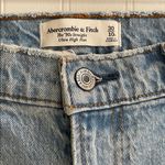 Abercrombie & Fitch  The 90’s Straight Ultra High Rise Jeans Size 30 / 10R NWT Photo 10