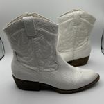 Coconuts by Matisse  White Pistol Short Western Boots Women's 9M Photo 0
