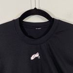 Alphalete Women Black Logo Short Sleeve Cropped Athletic Top Photo 1