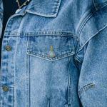 VICI Collection "Washington" Button Down Jean Jacket Cap Sleeve Accent- Medium Photo 4