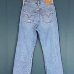 Levi's Ribcage Straight Ankle Jeans Photo 4