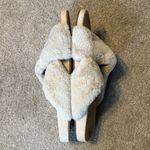 Birdies New Woman’s  Robin Cream Faux Fur Sandals Slides Slippers Size 9.5 Photo 1