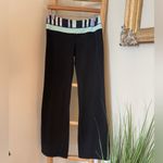 Lululemon Groove Pant Leggings Holy Grail Black Aqua White Purple Flare Leg Sz 8 Photo 2