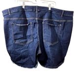 Lane Bryant  Mid-rise Essential Stretch Denim Shorts Size 28 Photo 2