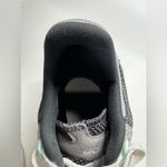 Adidas Women’s low top cloud foam running shoes size 7.5 Photo 4