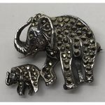 Vintage 925 Sterling Silver ELEPHANT & BABY PIN Authentic Marcasite‎ Gemstones Photo 8