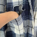H&M Blue & White Plaid Button Front Flannel Cotton Shirt Shacket Size Large Photo 4