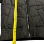 Hollister  Womens Faux Fur Lined Black Puffer Jacket Size XS Cropped Winter Y2K Photo 4