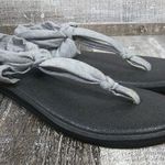 Sanuk  Black Gray Thong Sandal Sz W 6 Photo 1