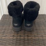 UGG  Boots Amie woman’s size 9 Photo 1