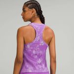 Lululemon Women’s 10 Swiftly Tech Racerback Tank Top Purple Marble Race Length Photo 4