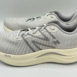New Balance Fuelcell Propel V4 Sz 10 B Grey Beige Women Running WFCPRCB4-D Photo 0