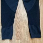 Athleta  black perforated mesh crop tights size XS yoga gym run crop leggings Photo 6