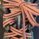 Hoka  Bondi 6 Women's Purple and Pink Athletic Shoes Size 7 Photo 2