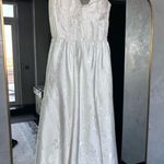 V.Chapman Vera Dress. Size 4. Only worn once for bridal shower! (Comes w/o bow) White Photo 2