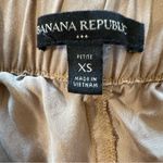 Banana Republic  women's XS lightweight cargo joggers Photo 2