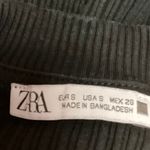 ZARA  Black High Neck Ribbed Knit Sleeveless Racerback Crop Sweater Tank Top S Photo 2