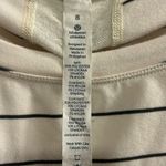 Lululemon Athletica Striped Long Sleeve Top Crew Neck Cream Black Size 8 Photo 4