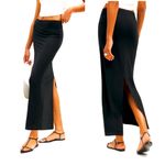 Reformation NWT The  Maria Skirt Black size SP sold out online Photo 1