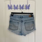 American Eagle  women’s light wash‎ blue denim ripped hi-rise festival shorts 4 Photo 3