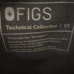 FIGS  Shirt Women's XS  Scrub Top Technical Collection Black Short Sleeve Photo 10