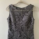 Cache Womens Size 6 Gray Floral Lace Overlay Sleeveless Sheath Cocktail Dress Photo 1