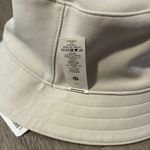 Lululemon  NWT S/M Both Ways‎ Reversible Bucket Hat in Manifesto Print & Bone Photo 10