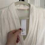 Soft Surroundings NWT  Akira Ivory Pearl Sleeveless Shell V Neck Tank Top Photo 2