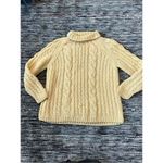 Vintage made in Italy for Stewart’s Baltimore cream wool sweater size S Photo 3