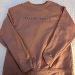 Taylor Swift Limited Edition 1989 TV Sweatshirt Photo 0