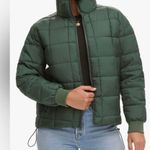 Levi's Levi’s Women’s Box Quilted Puffer Jacket Green Size M NWT Photo 1