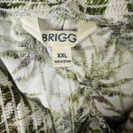 Briggs New York  Green Palm Print Women's Cargo Shorts Photo 1