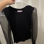 Lavon La  Mesh Long Sleeve  Top Runs Linda Small,. Photo 0