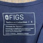 FIGS Scrub Top Photo 1