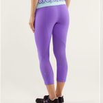 Lululemon Run Inspire Crop II sz 8 EUC Photo 1