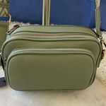 NWT SUGU Brooklyn Triple Zip Camera
Crossbody Bag Green Photo 5