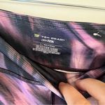Tek Gear Tex gear athletic 3/4 leggings size large tie dye patter purple black pink Photo 3