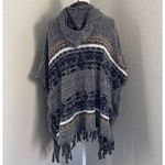 Stem & Vine Gray Striped Fringed Hoodie Knit Poncho Size Small Photo 3