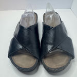 Natural Soul  Black Cross Strap Sandals Size 6W Photo 0