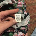 CORAL AND REEF BEACHWEAR HIBUSCUS FLOWER TROPICAL PRINT SWIM BOARD SHORTS Black Size L Photo 2