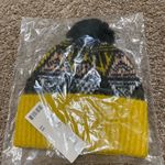 Urban Outfitters  Fair Isle Pompom Beanie NWT Photo 4